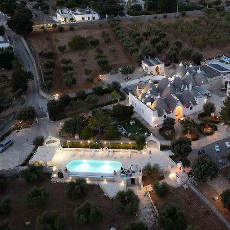Trullo Degli Anelli In Masseria ชิสแตร์นีโน ภายนอก รูปภาพ