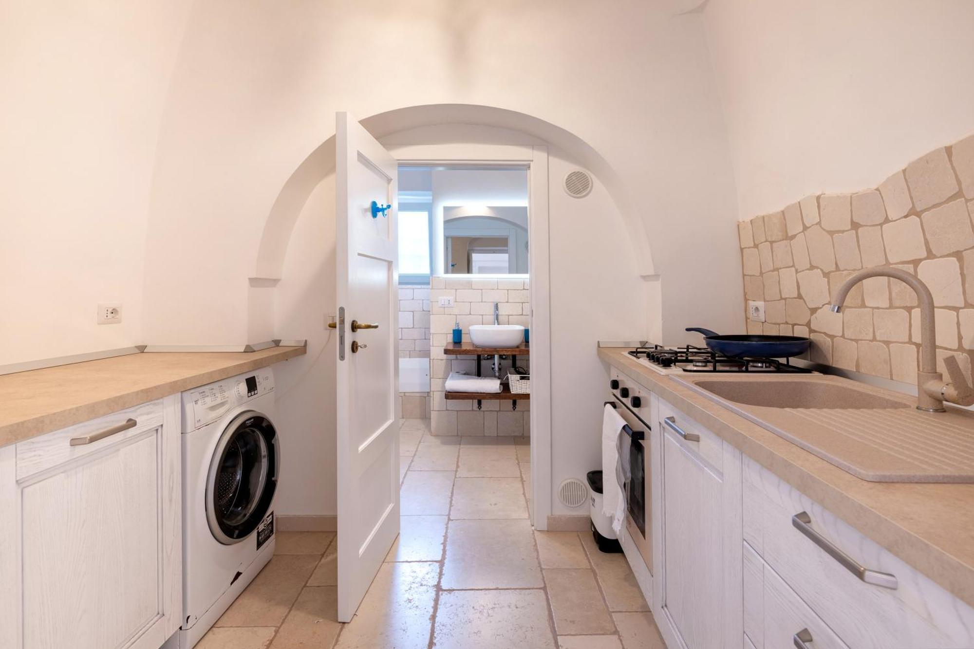 Trullo Degli Anelli In Masseria ชิสแตร์นีโน ภายนอก รูปภาพ